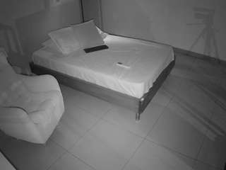 voyeurcam-jb-room-2
