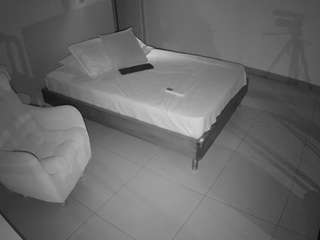 voyeurcam-jb-room-2