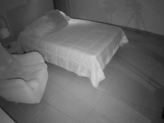 voyeurcam-jb-room-2
