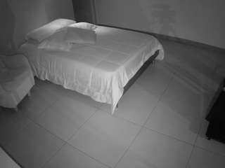 voyeurcam-jb-room-2