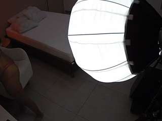 voyeurcam-jb-room-2