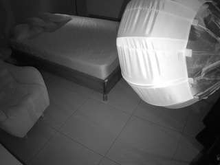 voyeurcam-jb-room-2