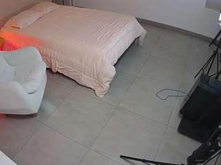 voyeurcam-jb-room-2