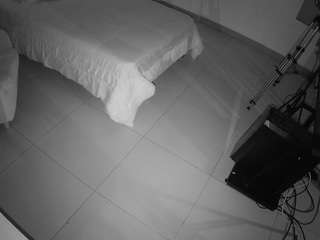 voyeurcam-jb-room-2