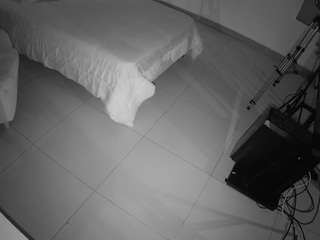 voyeurcam-jb-room-2