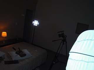voyeurcam-jb-room-2