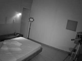 voyeurcam-jb-room-2
