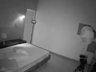 voyeurcam jb office 2
