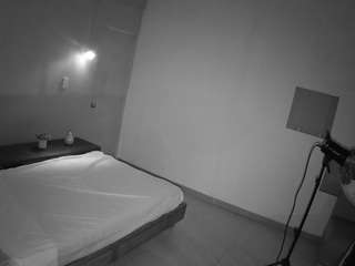voyeurcam-jb-room-2