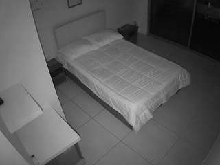 voyeurcam-jb-room-3