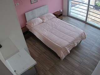 voyeurcam-jb-room-3