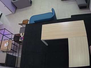 このモデルは現在ライブ中です。 voyeurcam-jb-room-3