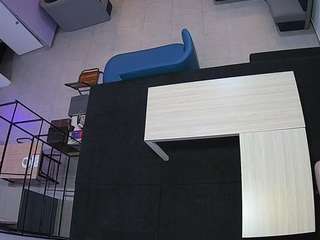 This model is live right now. voyeurcam-jb-room-3
