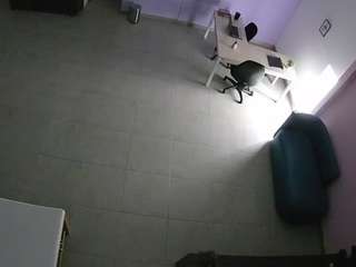 voyeurcam-jb-room-6's CamSoda show and profile