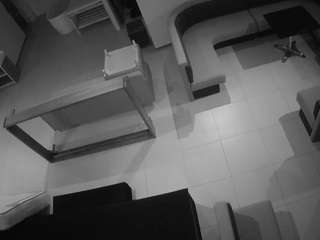 voyeurcam-jb-room-6's CamSoda show and profile