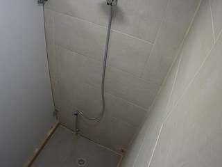 voyeurcam-jb-shower-1