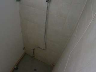 voyeurcam-jb-shower-1
