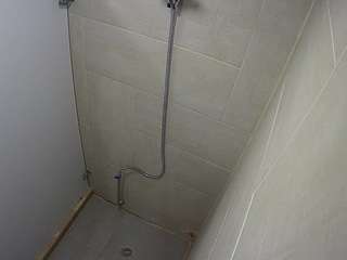 voyeurcam-jb-shower-1 camsoda