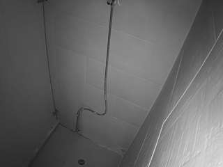 voyeurcam jb shower 1
