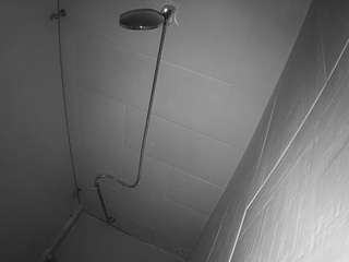 voyeurcam-jb-shower-1