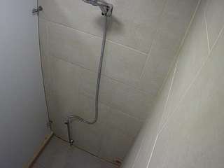 voyeurcam-jb-shower-1