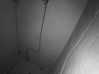 voyeurcam jb shower 1 live webcam on Soda Cams