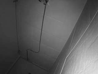 voyeurcam-jb-shower-1