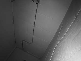 voyeurcam-jb-shower-1