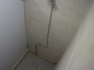 Image 1 of voyeurcam-jb-shower-1, female webcam model,  years old, on live webcam