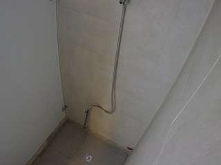 voyeurcam-jb-shower-1