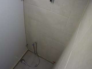 voyeurcam-jb-shower-1 Smoking live webcam