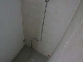 voyeurcam-jb-shower-1 webcam
