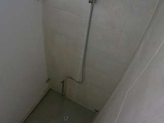 voyeurcam-jb-shower-1 live cam profile