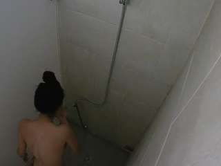 voyeurcam-jb-shower-1 Live Webcam on CamSoda