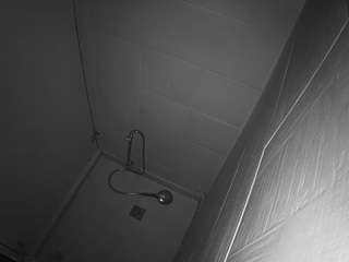 voyeurcam-jb-shower-1