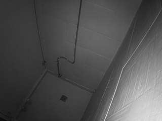 voyeurcam-jb-shower-1