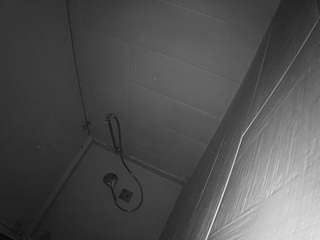 voyeurcam-jb-shower-1