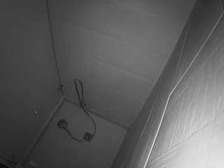 Live stream of voyeurcam-jb-shower-1
