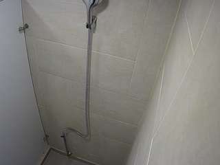 Ce modèle est en direct maintenant. voyeurcam-jb-shower-1