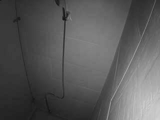 โมเดลนี้กำลังถ่ายทอดสดอยู่. voyeurcam-jb-shower-1