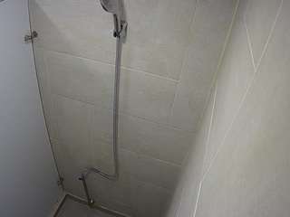 Ce modèle est en direct maintenant. voyeurcam-jb-shower-1