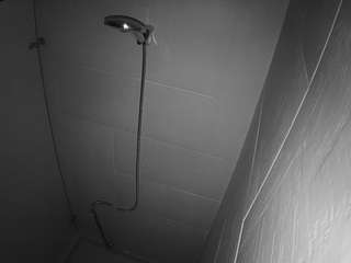 voyeurcam-jb-shower-1