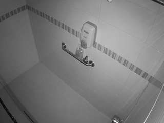 voyeurcam-jb-shower-10 Cams Milf camsoda