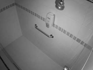 voyeurcam-jb-shower-10