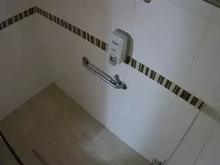 voyeurcam-jb-shower-10's Live Sex Cam Show