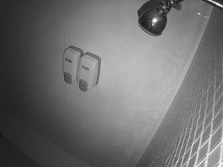 Voyeurcam-jb-shower-11