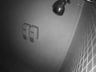 voyeurcam-jb-shower-11's Live Sex Cam Show