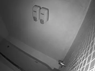 voyeurcam-jb-shower-11's Live Sex Cam Show