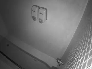 voyeurcam-jb-shower-11's Live Sex Cam Show