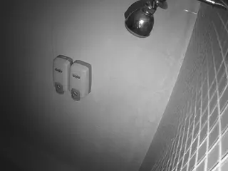 voyeurcam-jb-shower-11's Live Sex Cam Show